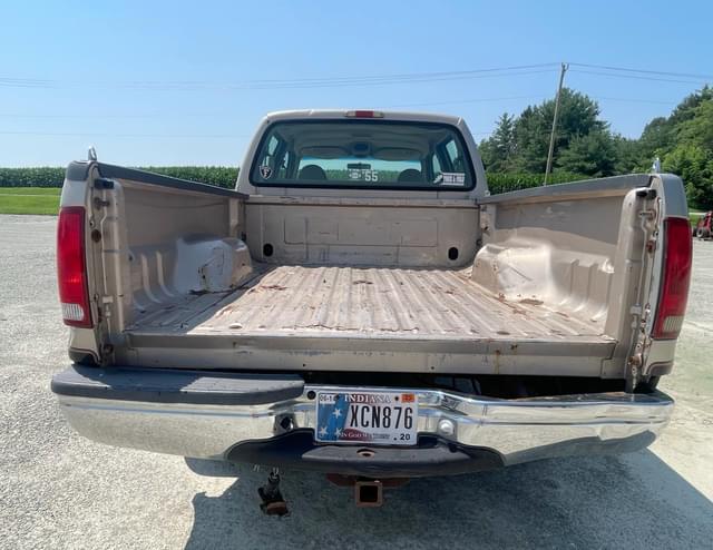 Image of Ford F-250 equipment image 4