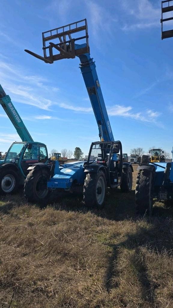 2017 Genie GTH-636 Equipment Image0