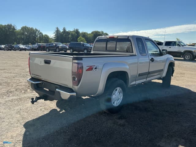 Image of Chevrolet Colorado equipment image 4