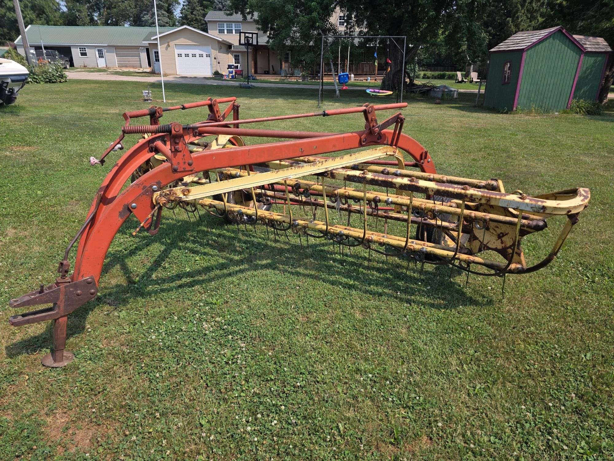 New Holland 256 Equipment Image0