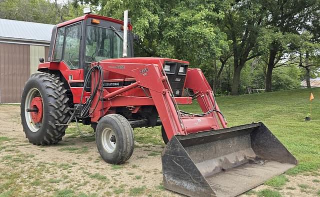 Image of International Harvester 3488 equipment image 1