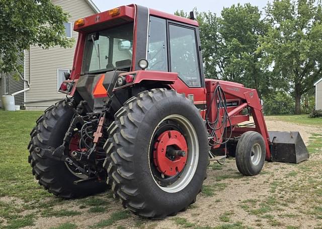 Image of International Harvester 3488 equipment image 3