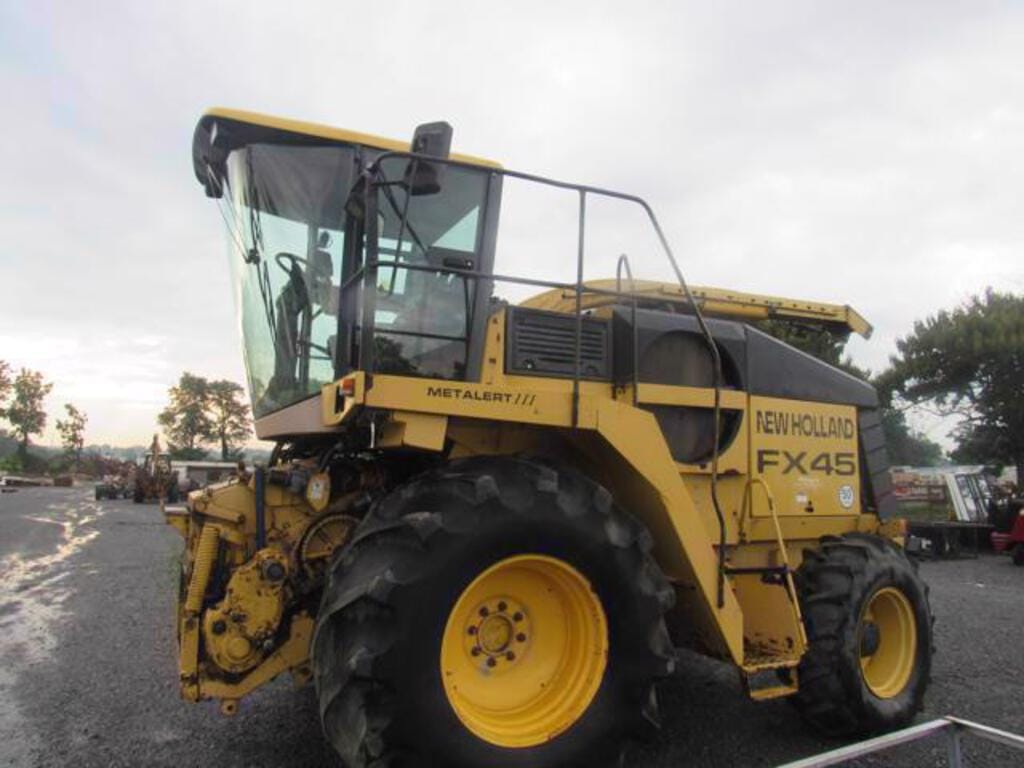 Main image New Holland FX45