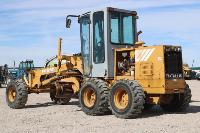 Image of Fiat-Allis FG65C equipment image 4