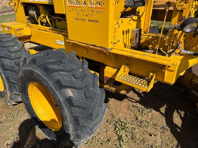 Image of Fiat-Allis M65  equipment image 4