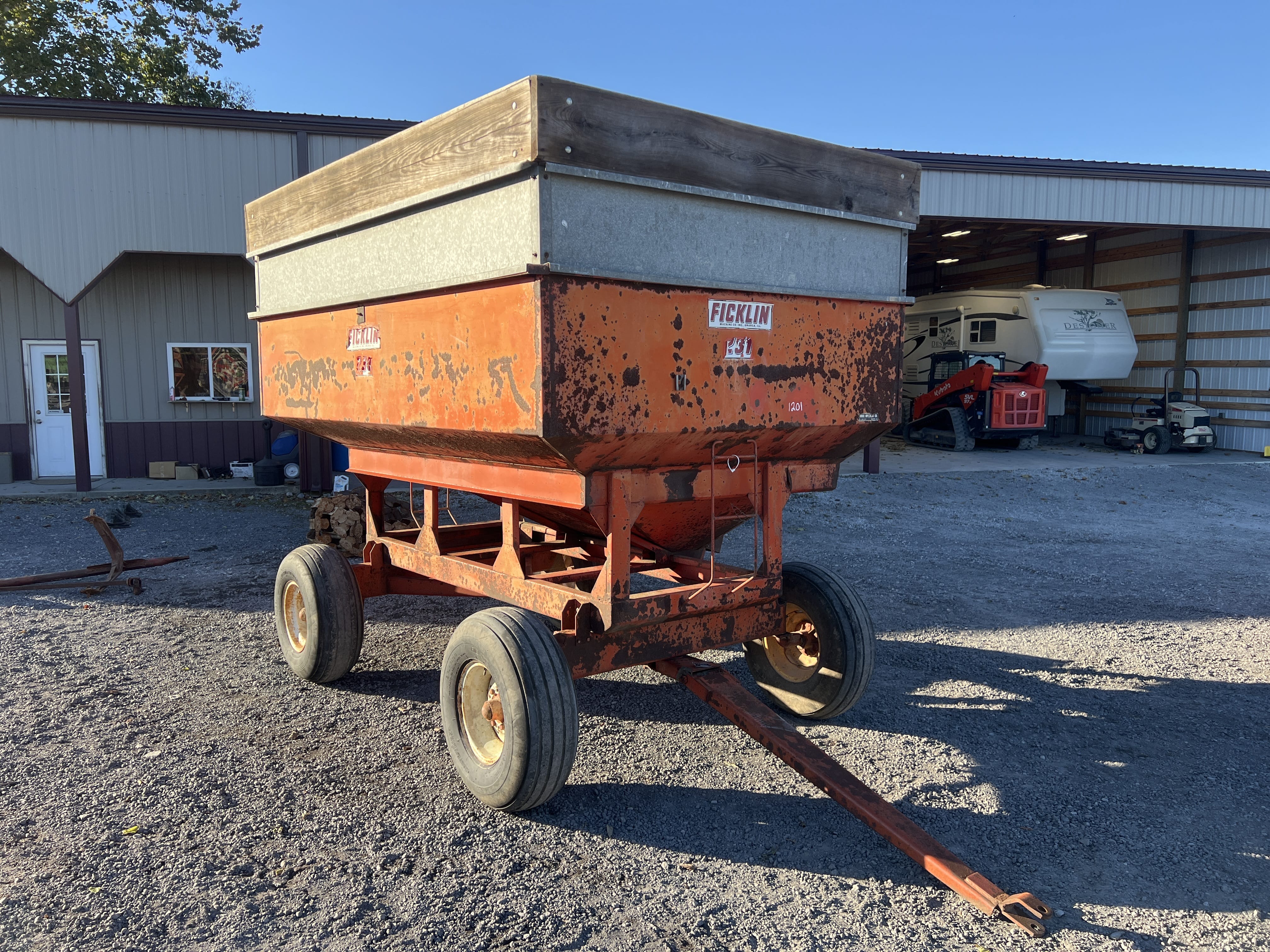 Ficklin 231 Equipment Image0