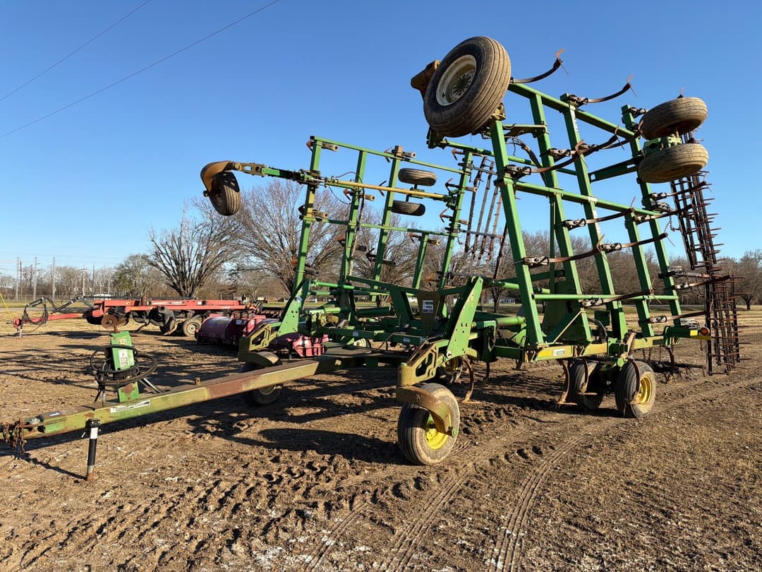 Image of John Deere 2210 Primary image