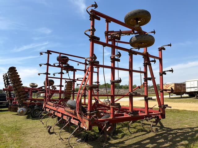 Image of Case IH 4900 Vibra Tiller equipment image 2