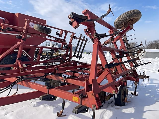 Image of Case IH 4800 equipment image 2