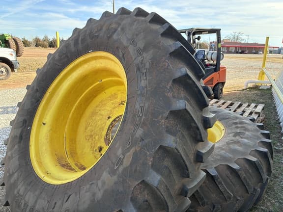 Image of John Deere S790 equipment image 1