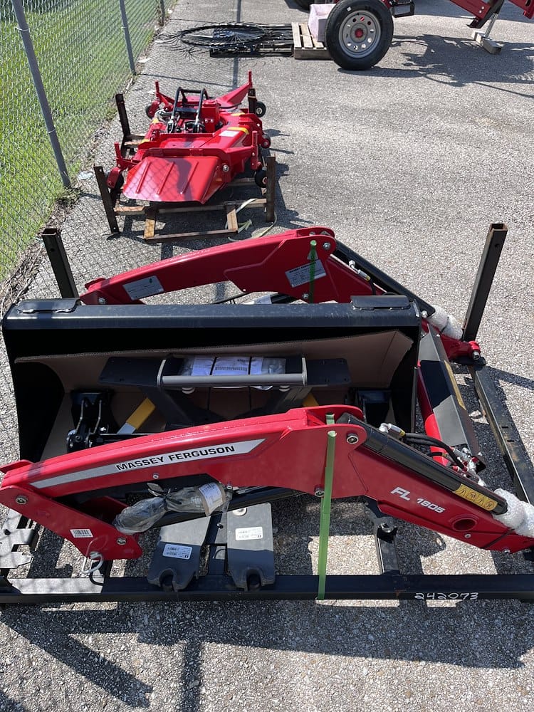 Main image Massey Ferguson FL1805