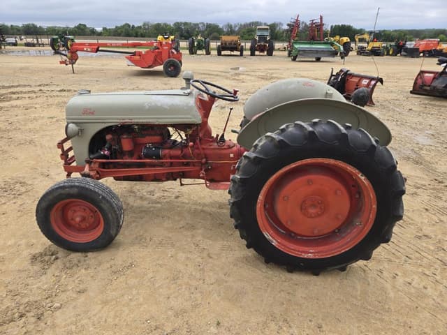 Image of Ford Jubilee equipment image 1