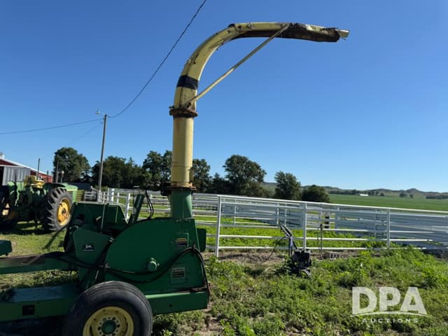 Image of John Deere 3940 equipment image 4