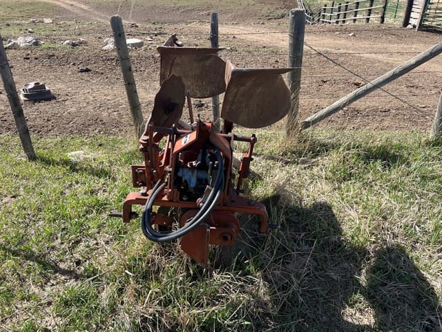 Image of Ford 10-445 equipment image 1
