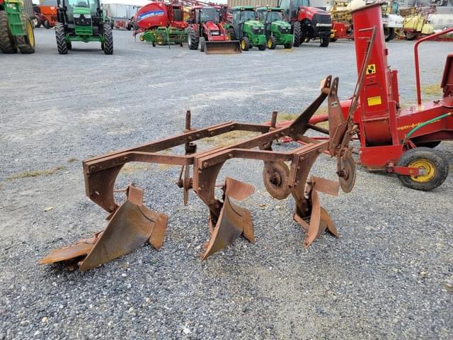 Image of Ford 101 equipment image 3