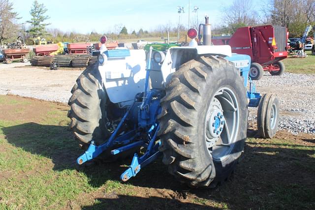 Image of Ford 540 equipment image 3