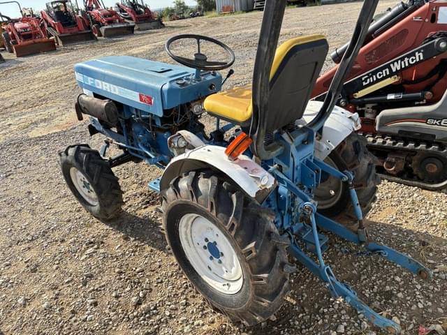 Image of Ford 1110 equipment image 2