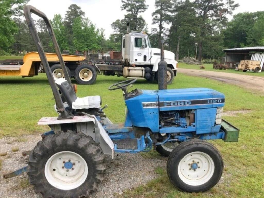 Image of Ford 1120 Primary image