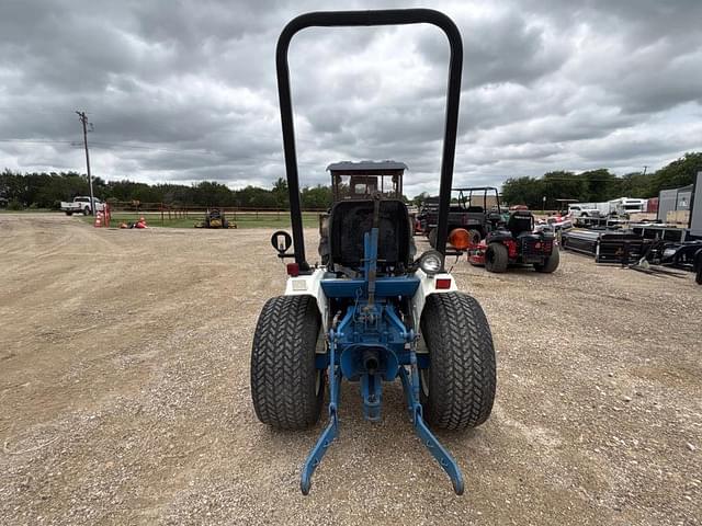 Image of Ford 1120 equipment image 3