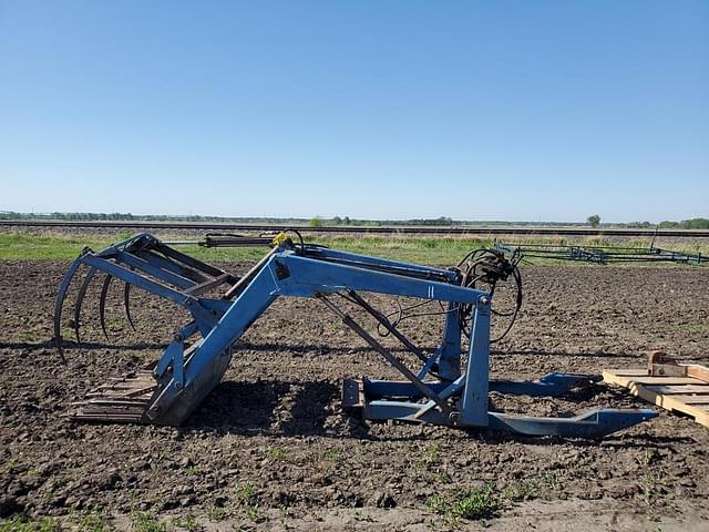 Image of Ford 1200 equipment image 1