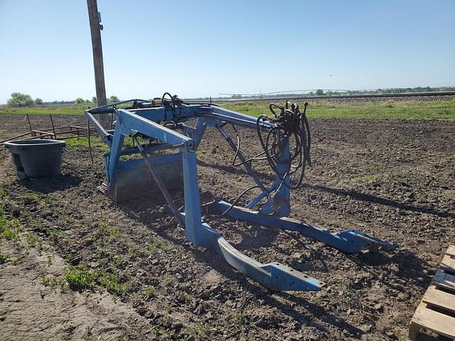 Image of Ford 1200 equipment image 2