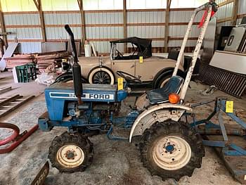 Ford 1200 Equipment Image0