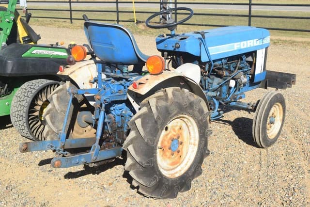 Image of Ford 1210 equipment image 2