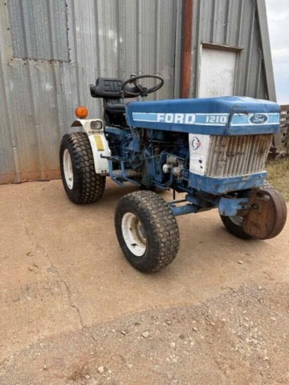 Image of Ford 1210 equipment image 2