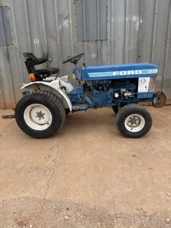 Ford 1210 Equipment Image0