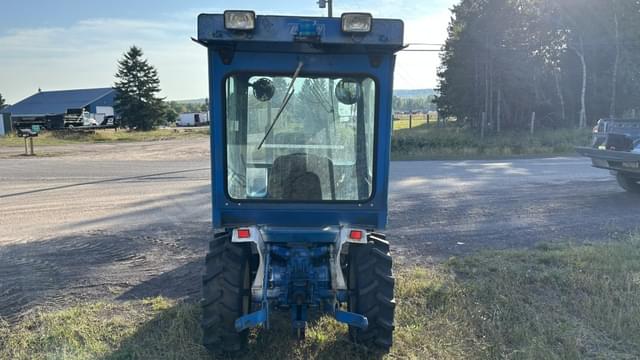 Image of Ford 1220 equipment image 3