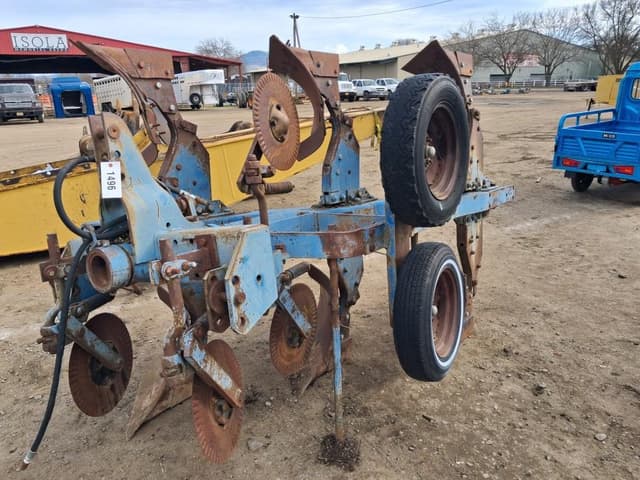 Image of Ford 145 equipment image 1