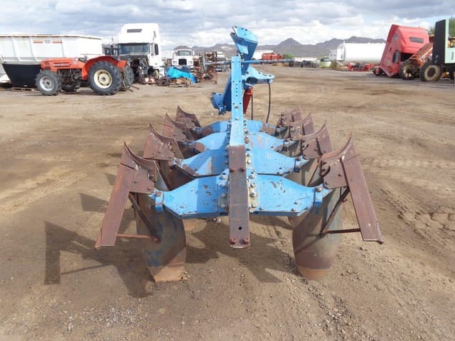 Image of Ford 145 equipment image 2