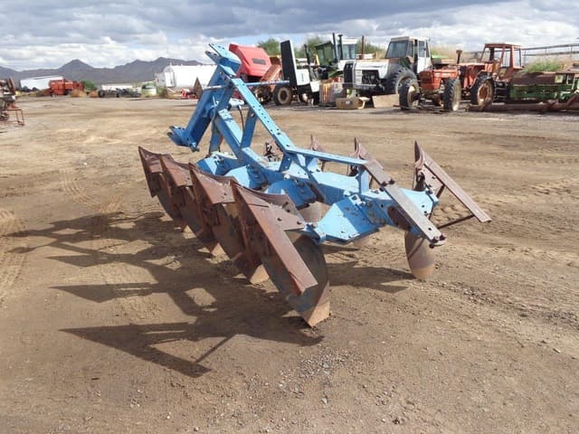 Image of Ford 145 equipment image 3