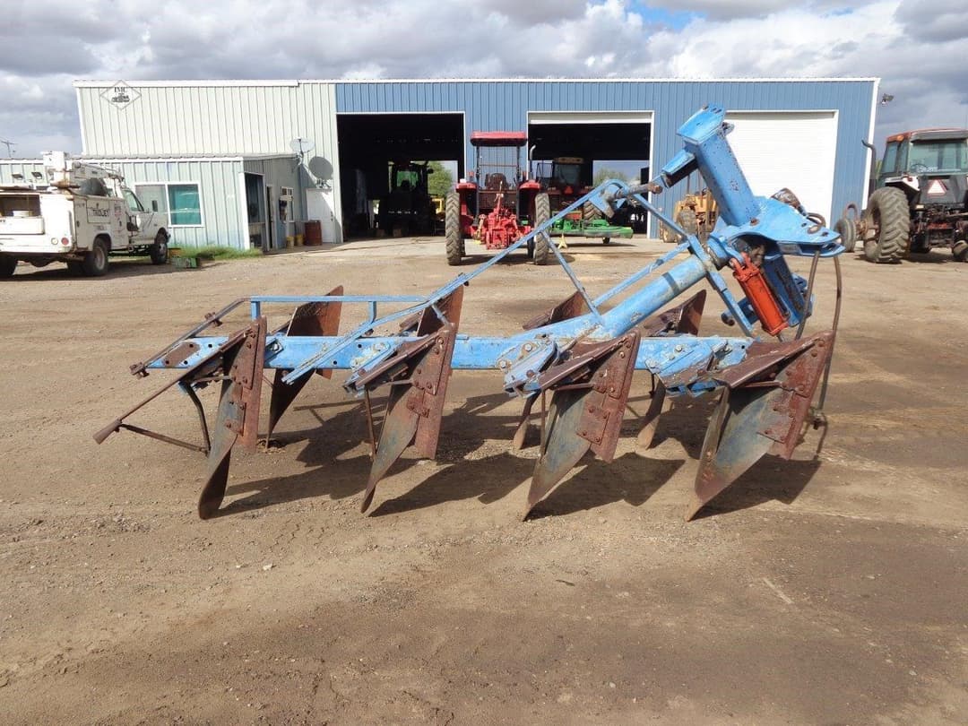 Image of Ford 145 Primary image