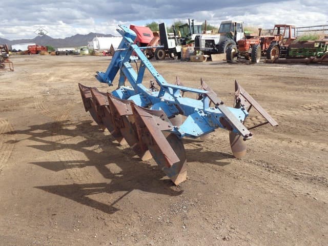 Image of Ford 145 equipment image 3