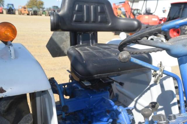 Image of Ford 1500 equipment image 4