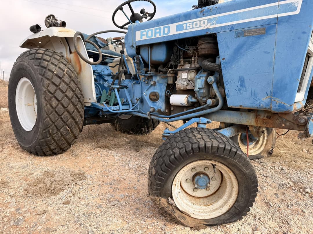 Image of Ford 1500 Image 1