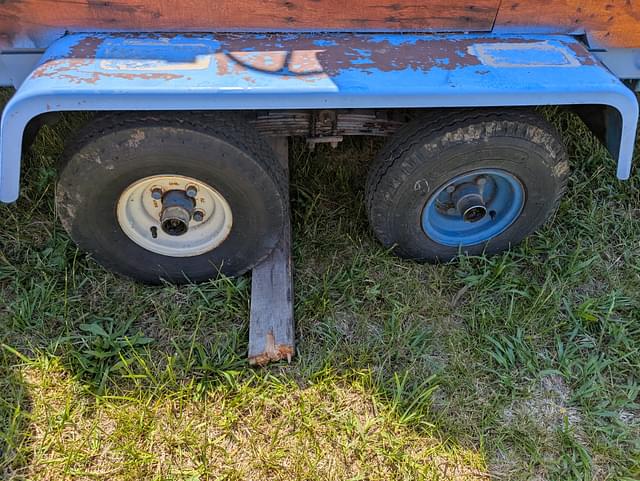 Image of Ford 1500 equipment image 3