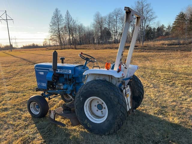 Image of Ford 1500 equipment image 4