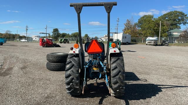 Image of Ford 1510 equipment image 4