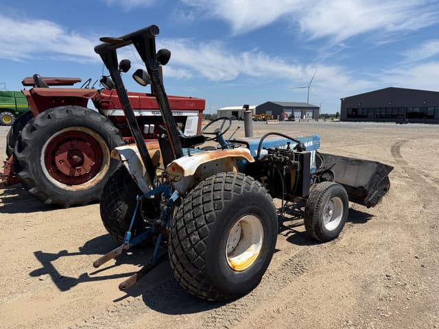Image of Ford 1510 equipment image 4
