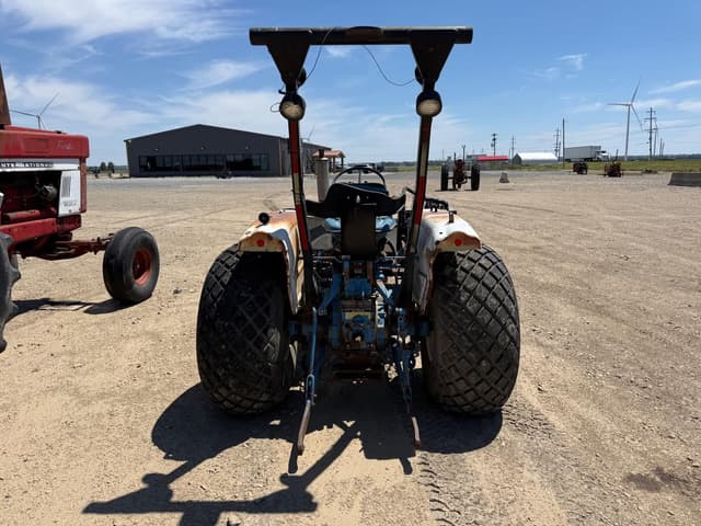 Image of Ford 1510 equipment image 3