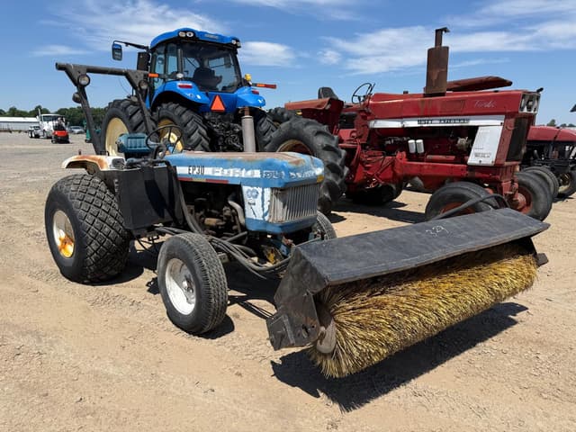 Image of Ford 1510 equipment image 2
