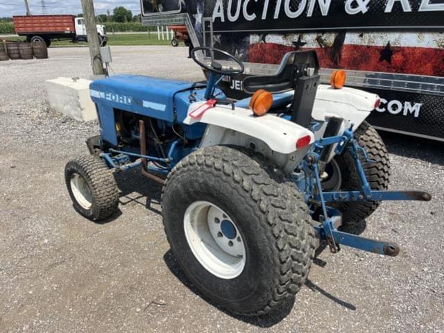 Image of Ford 1510 equipment image 1