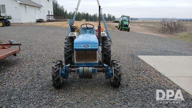 Image of Ford 1510 equipment image 1