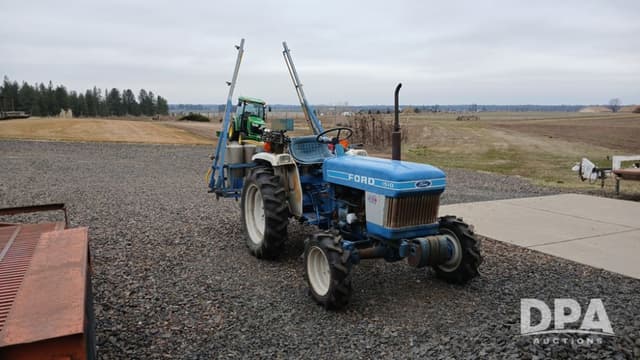 Image of Ford 1510 equipment image 2