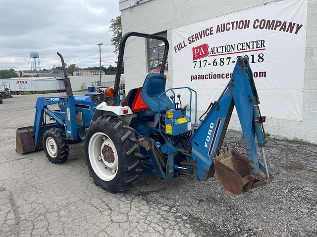 Image of Ford 1520 equipment image 3