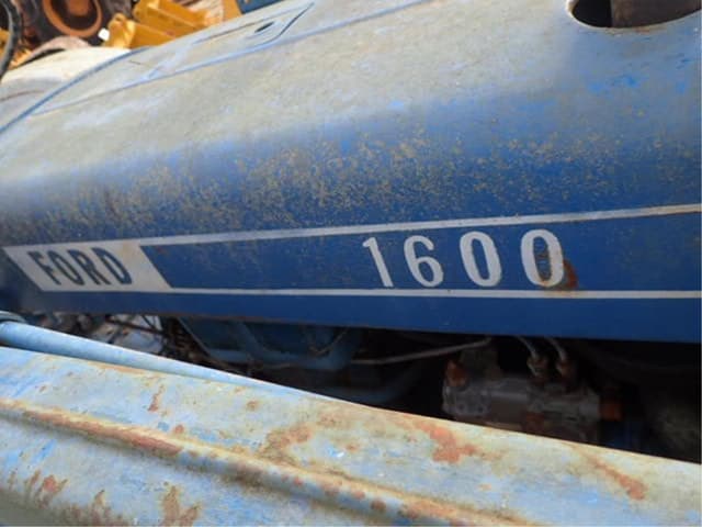 Image of Ford 1600 equipment image 2