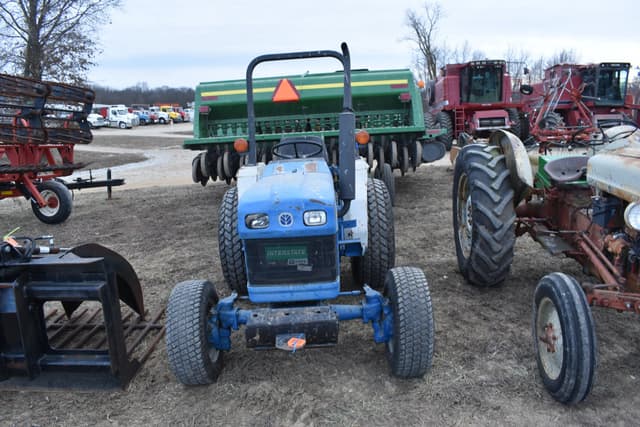 Image of Ford 1620 equipment image 1