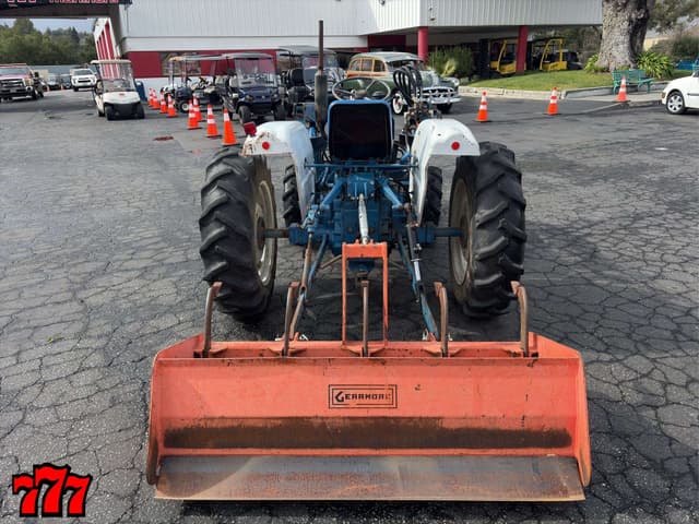 Image of Ford 1700 equipment image 4